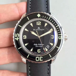ZF fabrik indgraveret høj imitation Blancpain 50-serie 5015-1130-52 mekanisk ur en til en