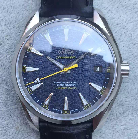 Omega Seamaster 007 uusi luoti toisen käden luoti automaattinen tuo mekaaninen miesten kello. . - Sulje napsauttamalla kuva