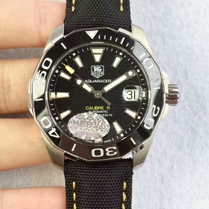 The V6 factory reproduces the high imitation TAG Heuer competition diving series WAY211A.FC6362 mechanical watch one to one