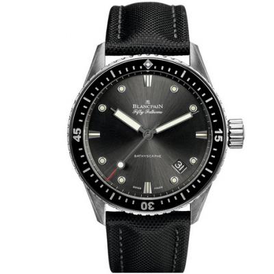 5000-1110-B52A of Blancpain 50 Seeker series, commonly known as "deep submersible", is launched - Click Image to Close