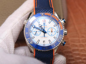 3s Omega Seamaster 41MM is equipped with the latest all-in-one 8900 movement, rubber strap, the best choice for summer swimming 3s Omega Seamaster 41MM is equipped with the latest all-in-one 8900 movement, rubber strap, the best choice for summer swimming